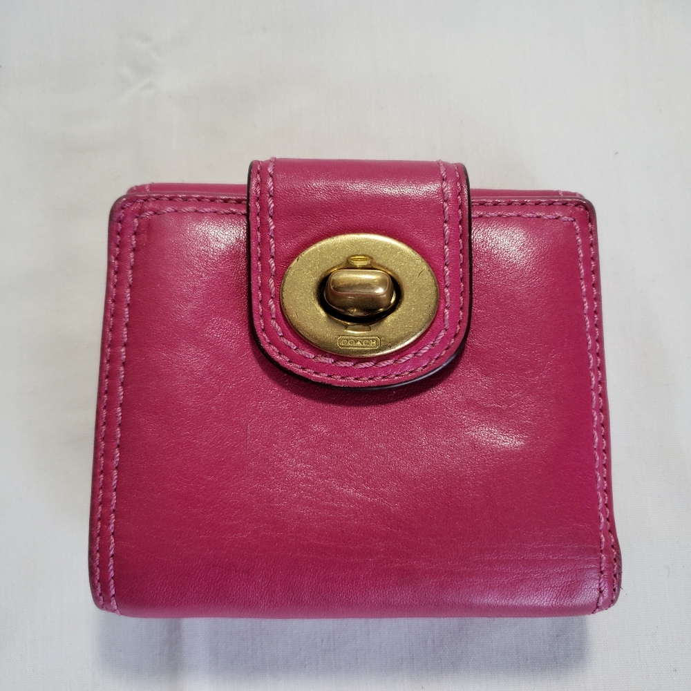 Vintage Pink Coach Bifold Leather Wallet Change